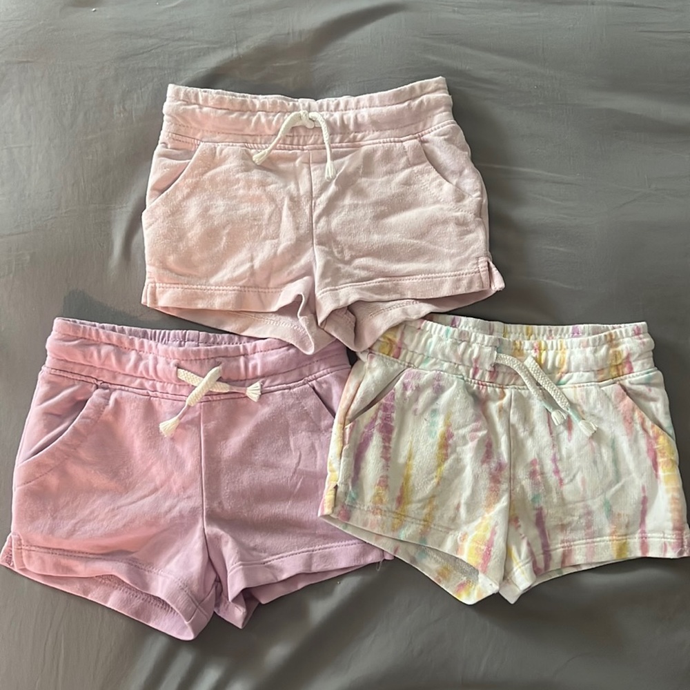 BUNDLE, 3 Cat & Jack shorts!